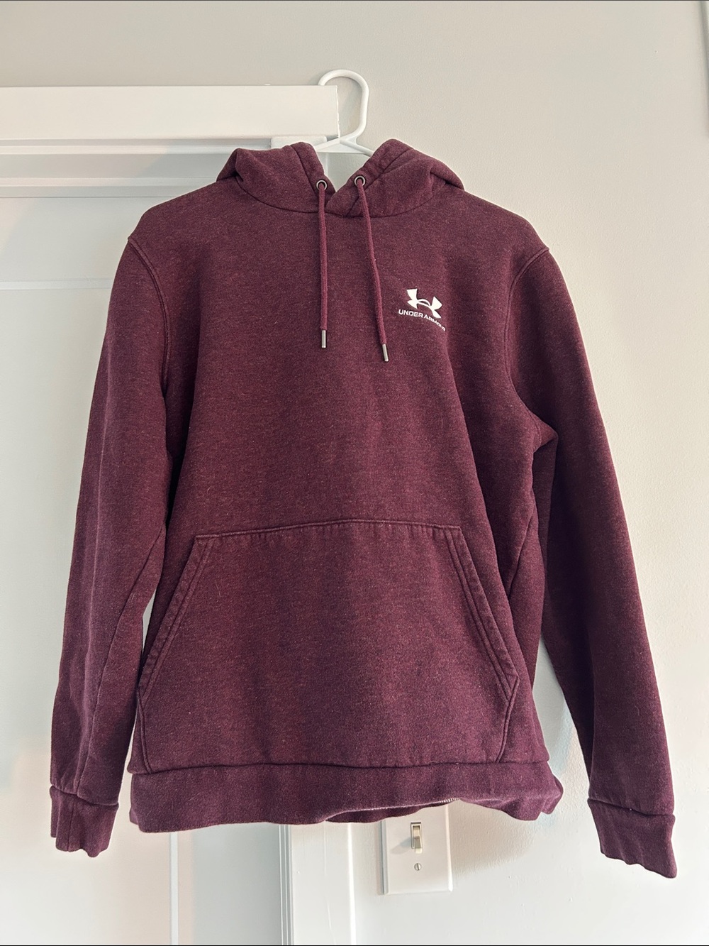 Under Armour Men's Maroon Pullover Hoodie